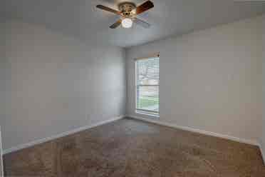 Room for Rent in The Colony!