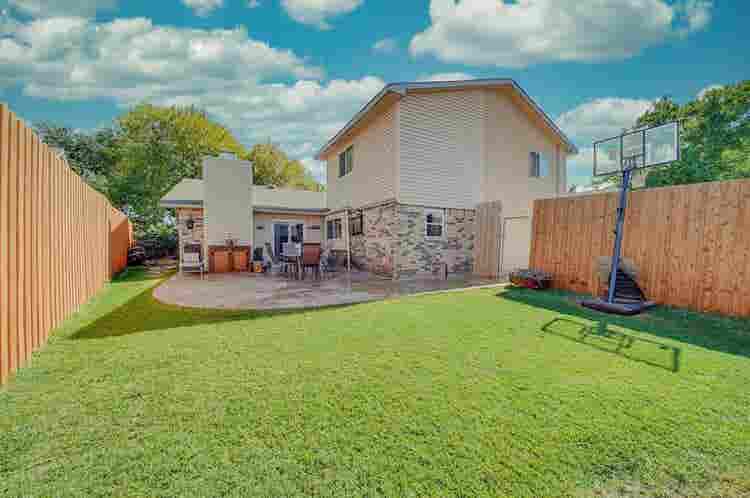 Room for Rent in The Colony!