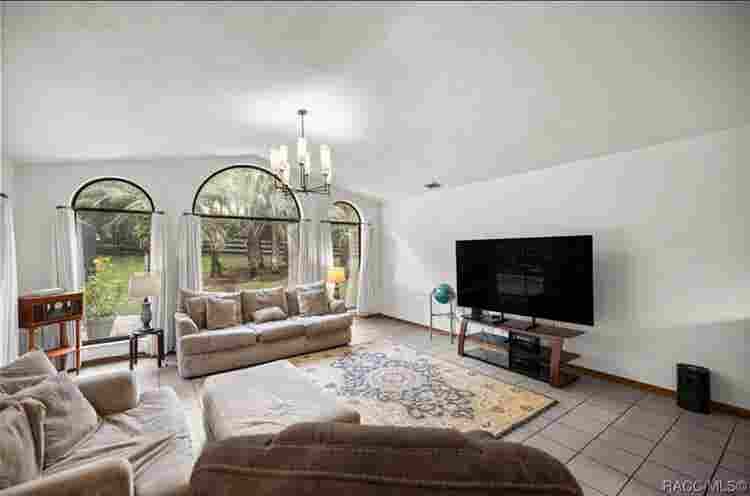 rooms to rent