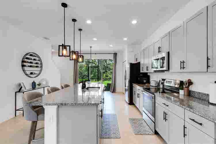 Private Room in -Built Townhome