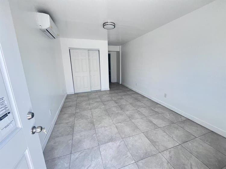 Studio Available Near Mt. SAC, Calp