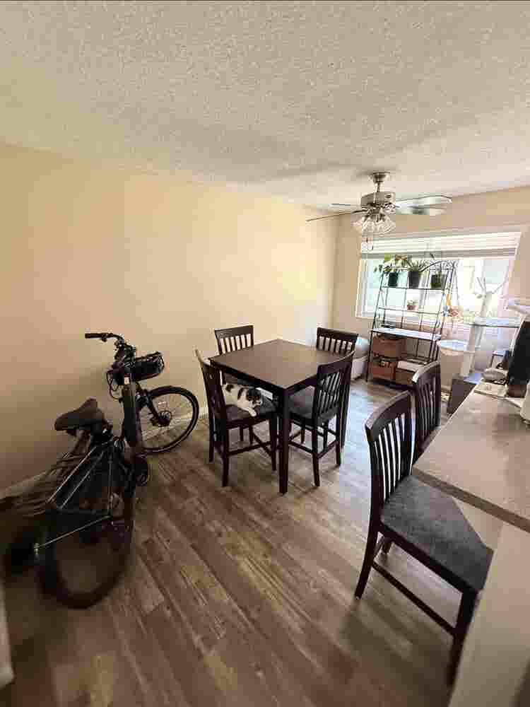 Room for Rent in Hillcrestt