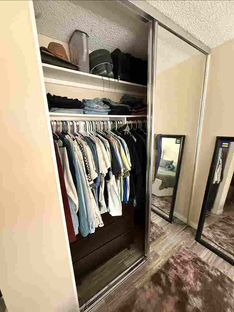 Room for Rent in Hillcrestt