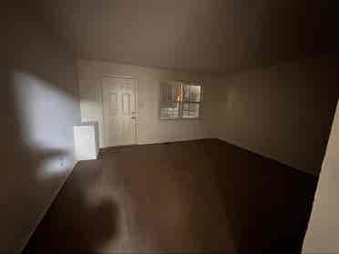 ROOM FOR RENT  BATH