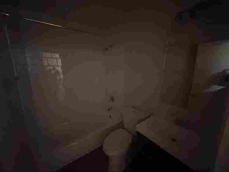 ROOM FOR RENT  BATH