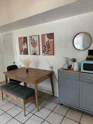 Room &
Private Bathroom Venice Beach