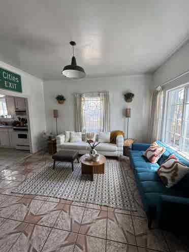 Room &
Private Bathroom Venice Beach