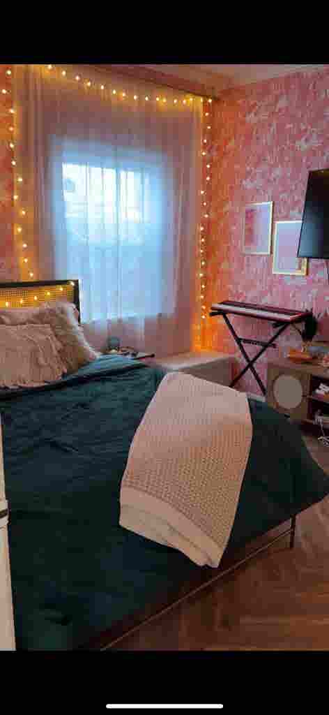 Room &
Private Bathroom Venice Beach