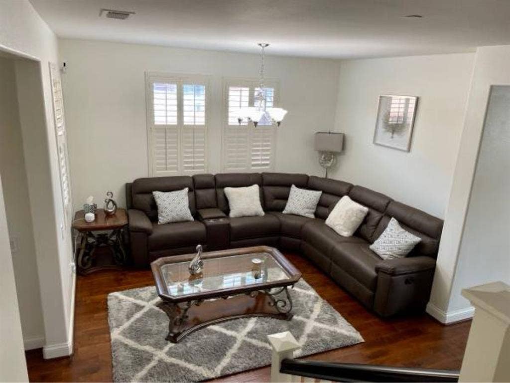 Fully furnished room for rent