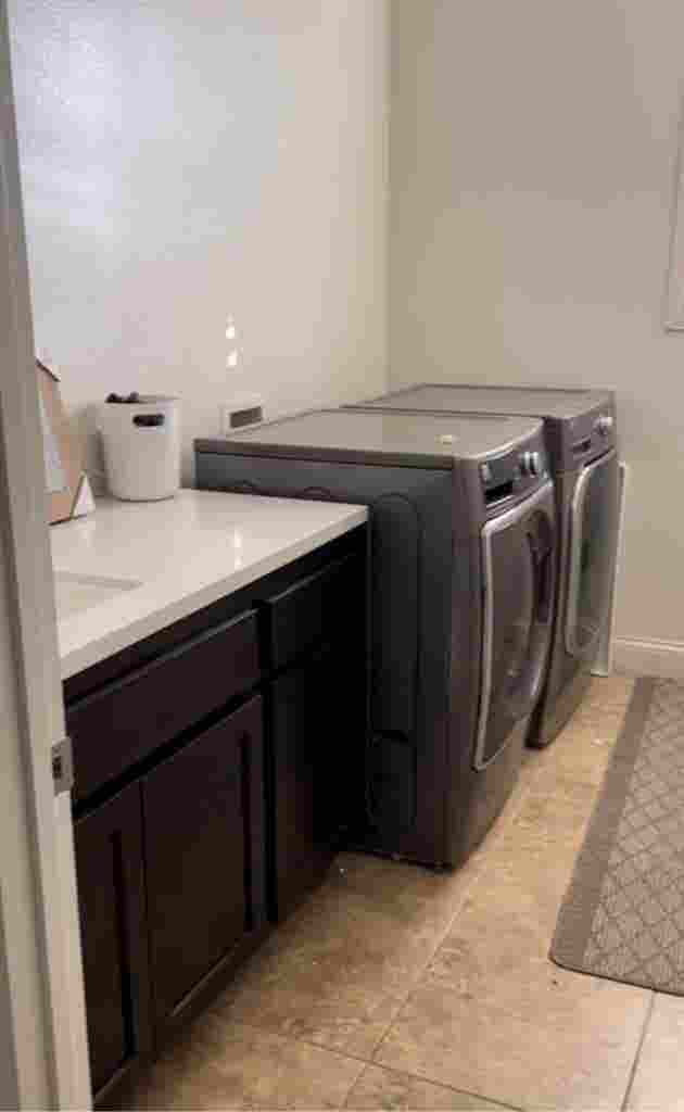 Fully furnished room for rent