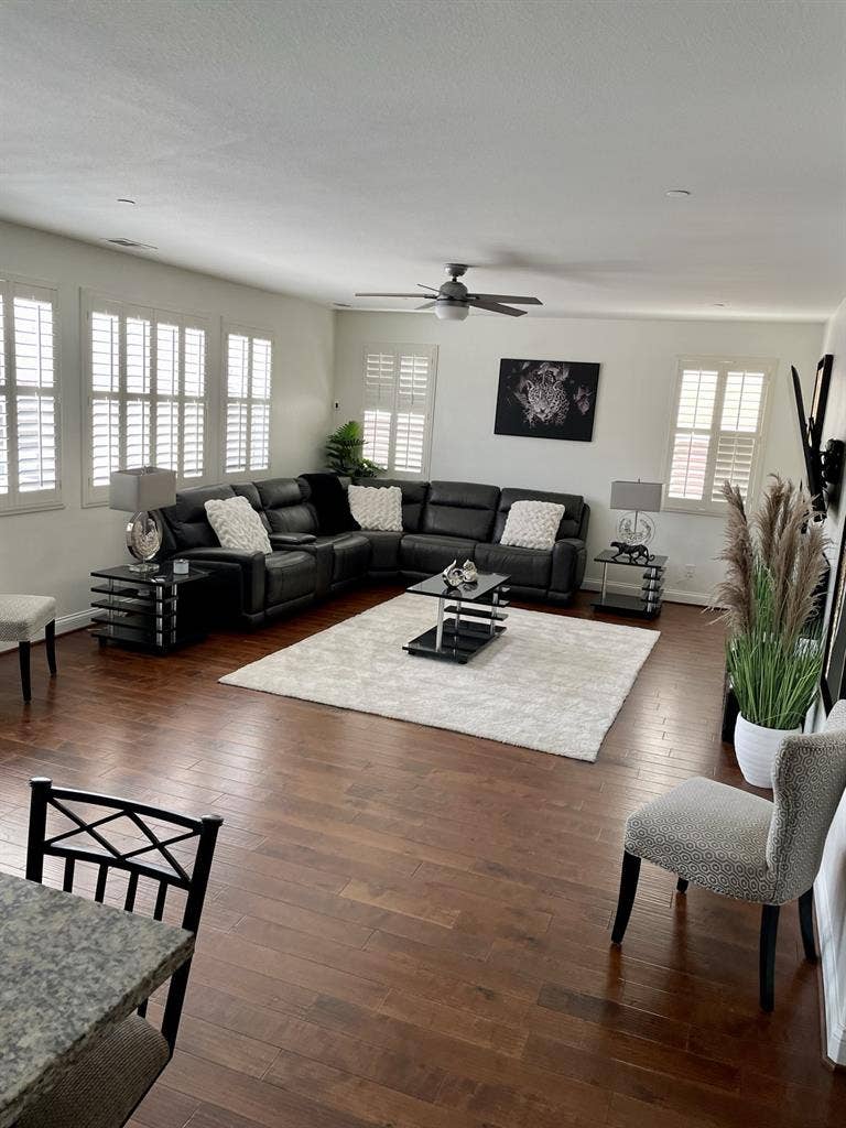 Fully furnished room for rent