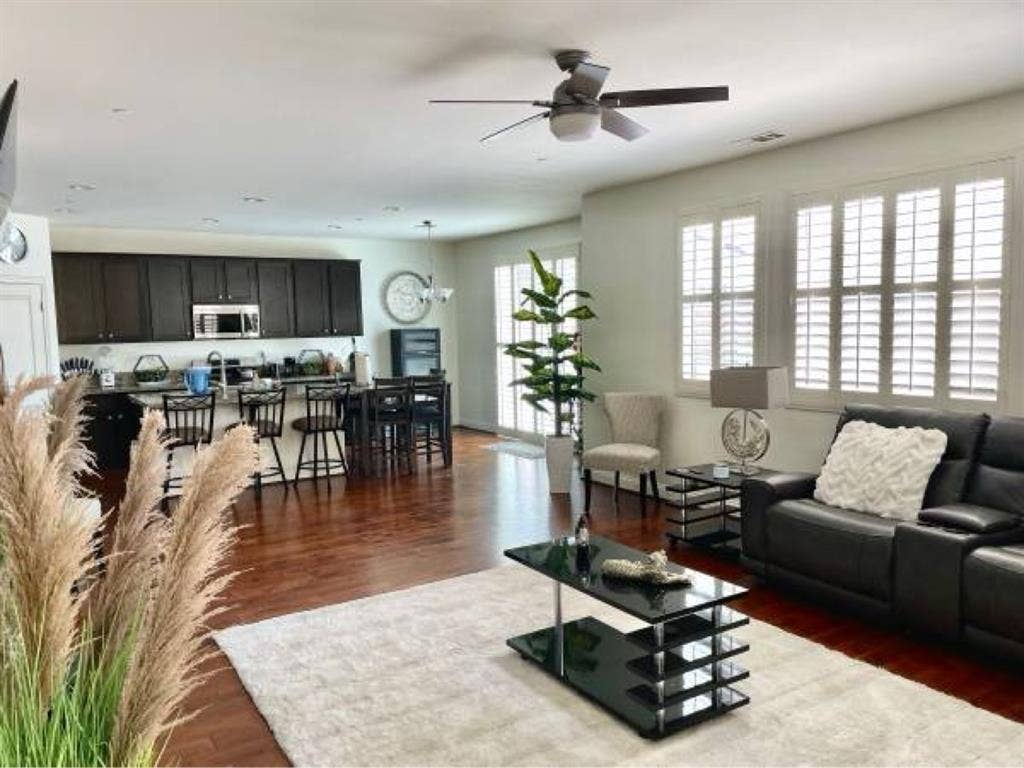 Fully furnished room for rent