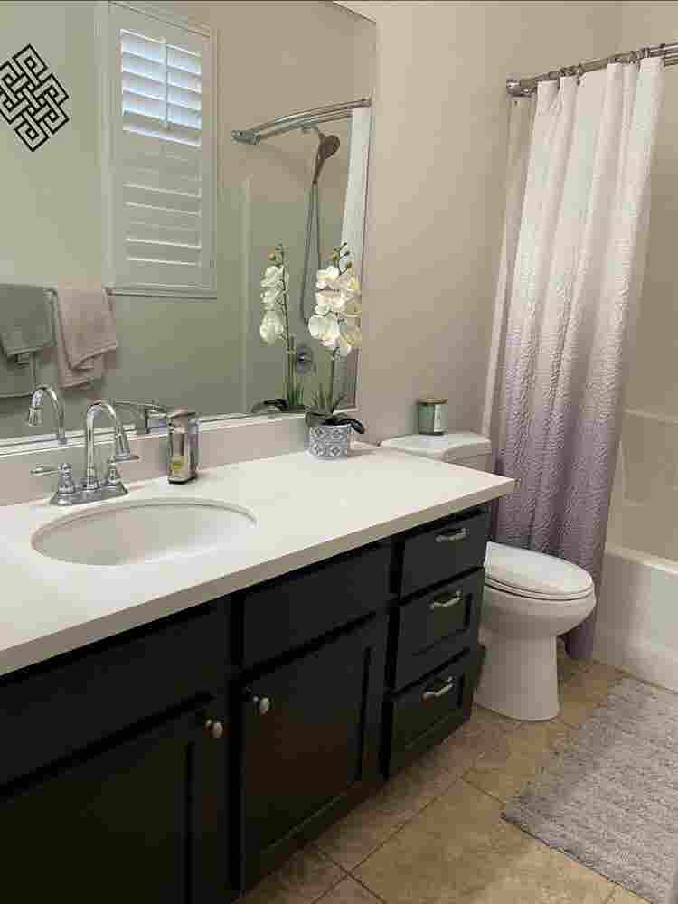 Fully furnished room for rent