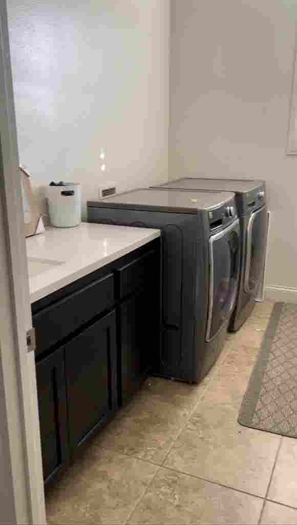 Fully furnished room for rent