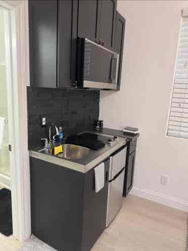 Modern Furnished Studio