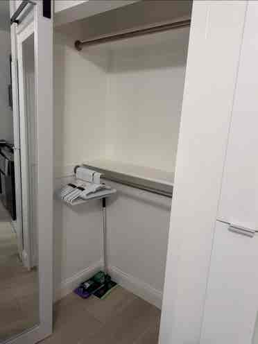 Modern Furnished Studio