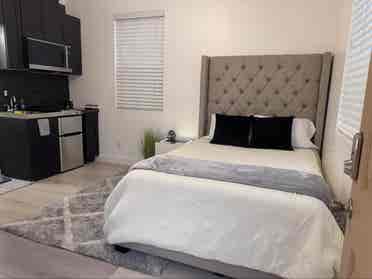 Modern Furnished Studio