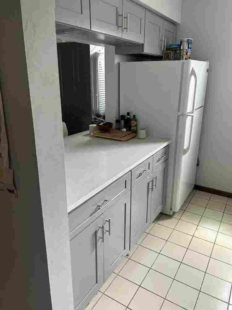 1 free bedroom utilities included.