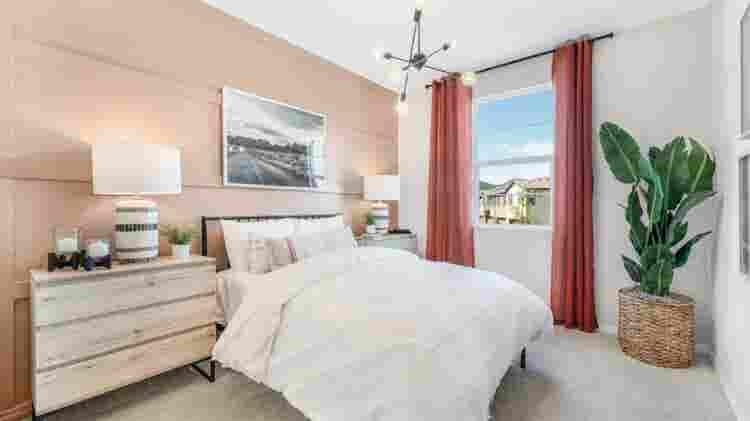 Room for rent in Winchester!