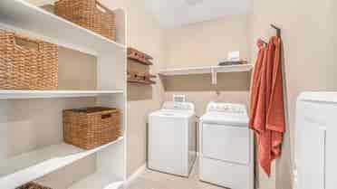 Room for rent in Winchester!