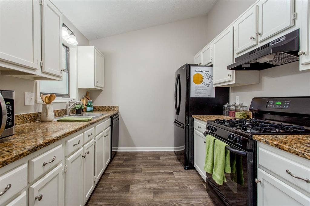 1 BR in Douglasville