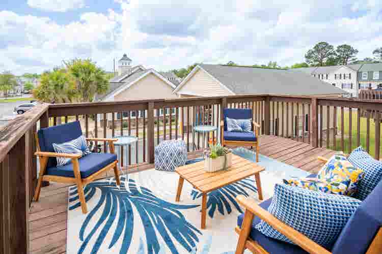 📣 LEASE TAKEOVER – The Roost - NOW