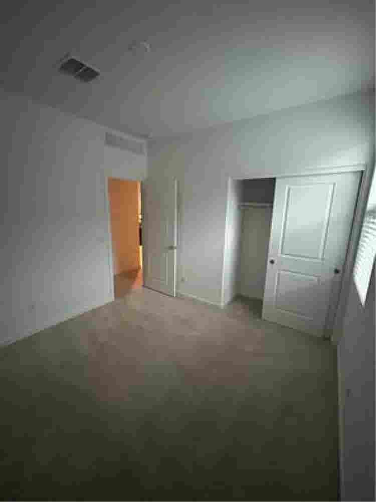 Private room for rent