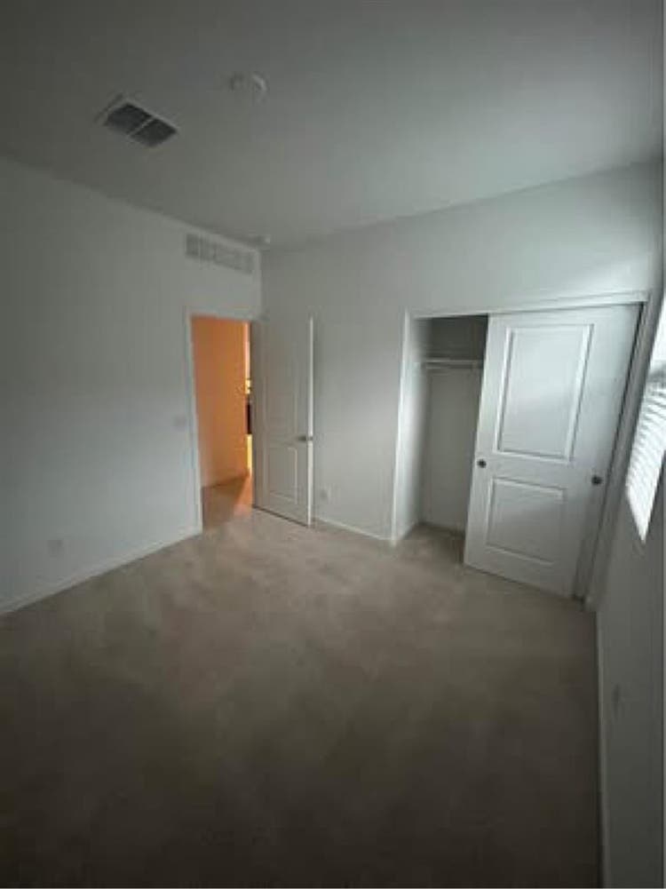 Private room for rent