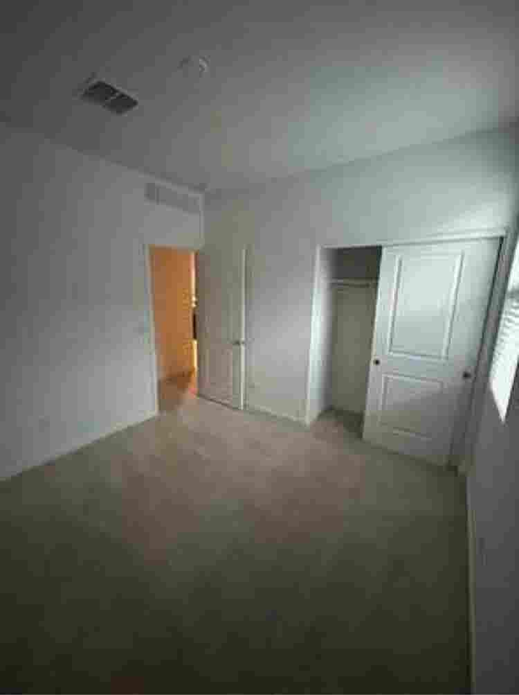 Private room for rent