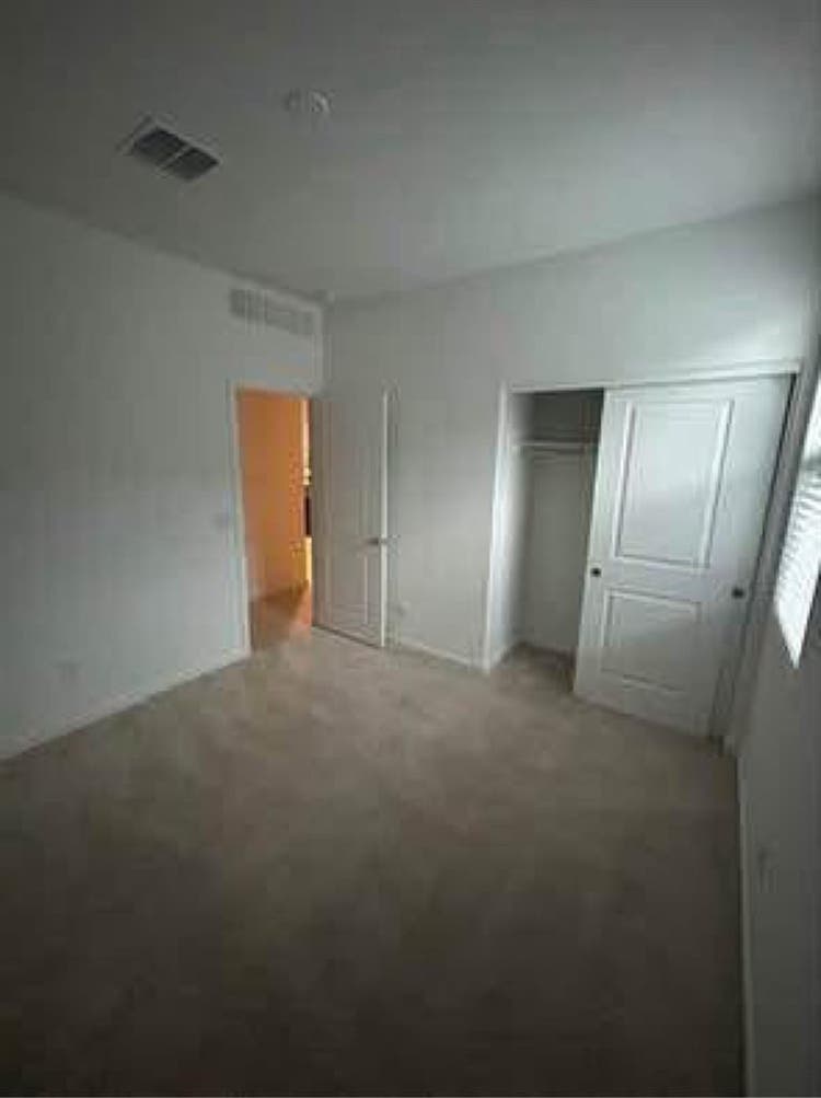 Private room for rent
