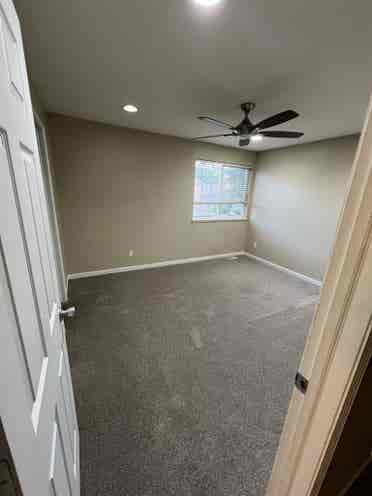 Private room/bath