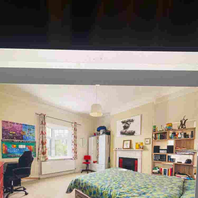 2 double bed rooms to rent.