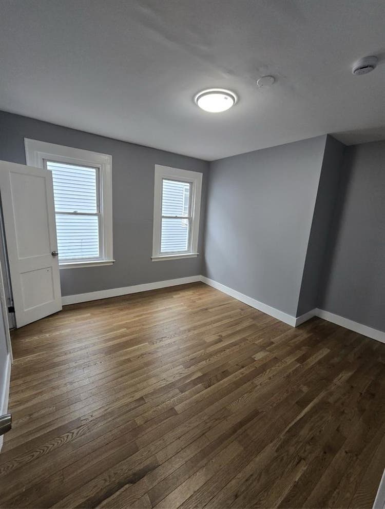 - bathroom apartment