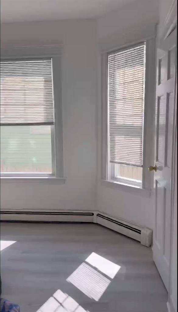 Waltham B Apartment