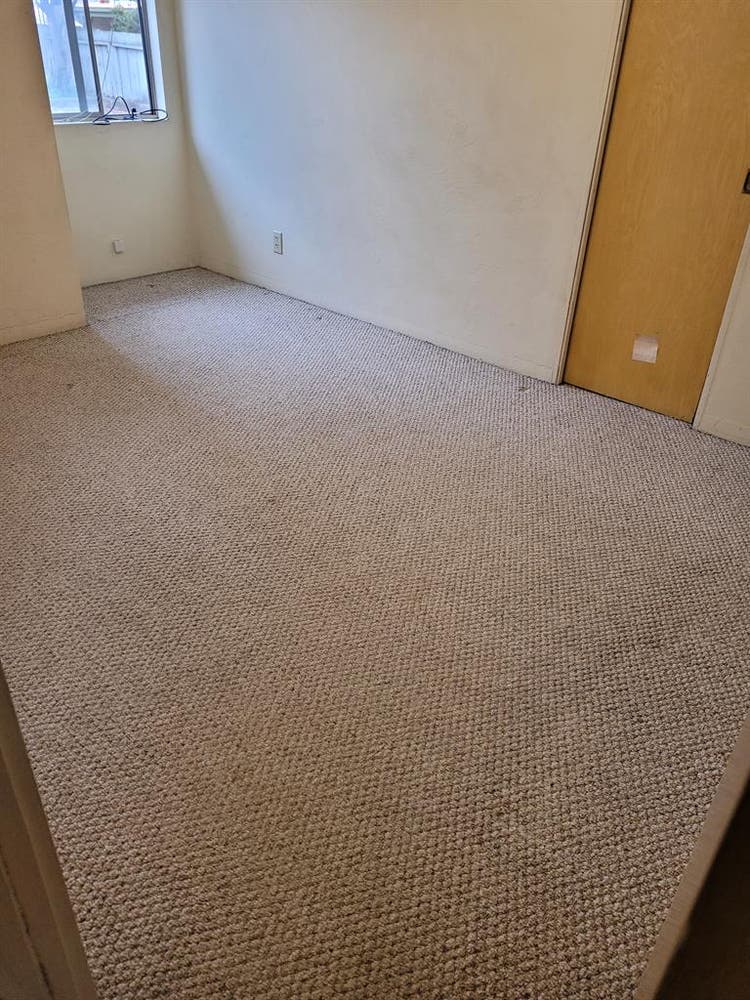 Bedroom Available in Morro Bay, Ca.