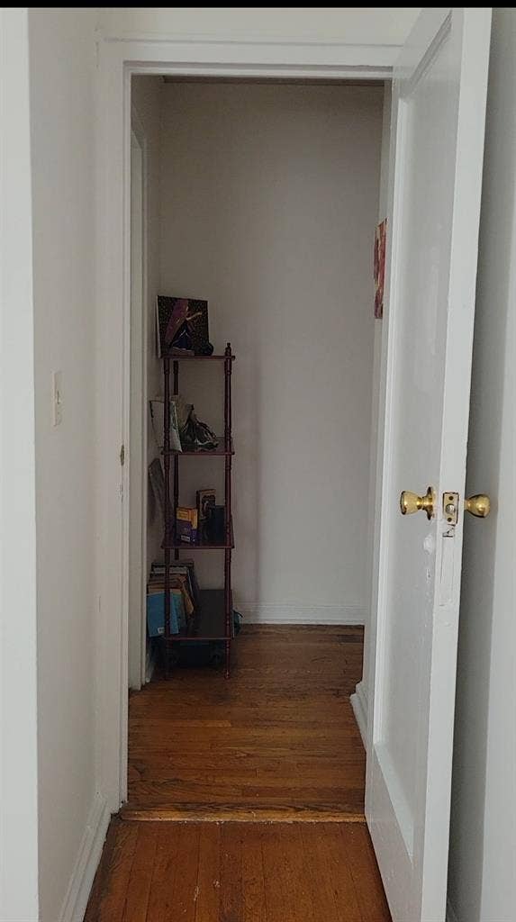 Private furnished room