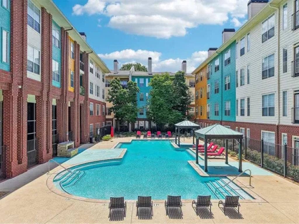 1 Room in Midtown Atlanta