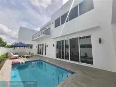 Room in Doral mansion