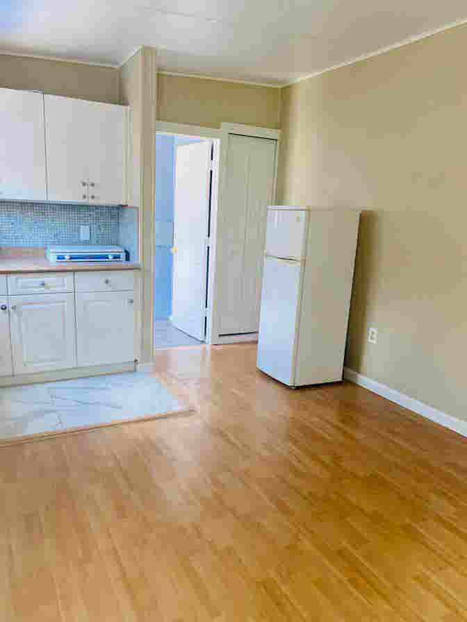 efficiency for rent $