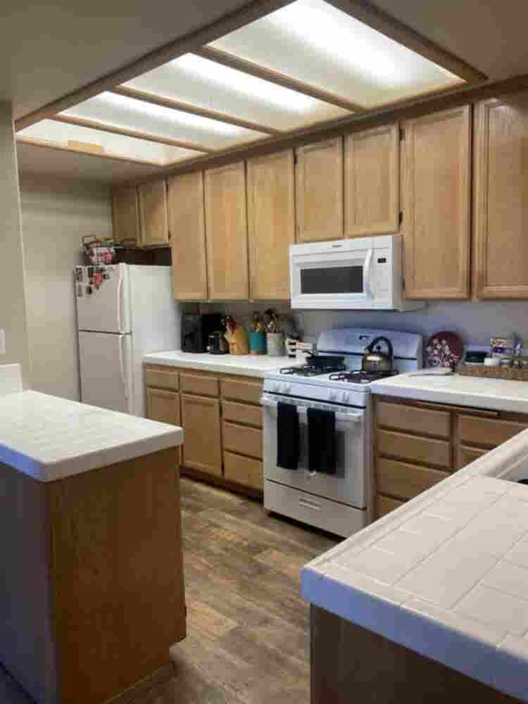 Room w/ private bathroom