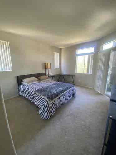 Room w/ private bathroom