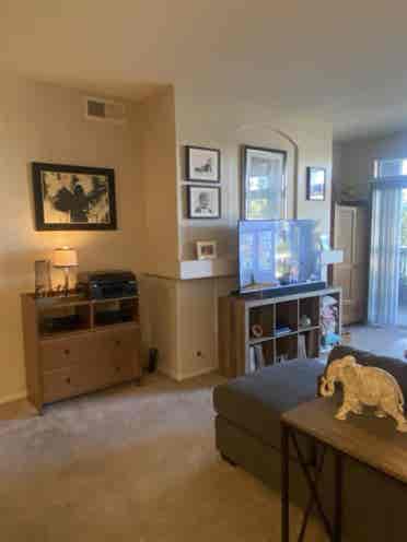 Room w/ private bathroom