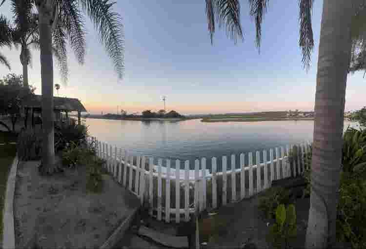 Room for rent in Newport Beach