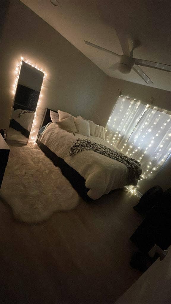 Room for rent in Newport Beach