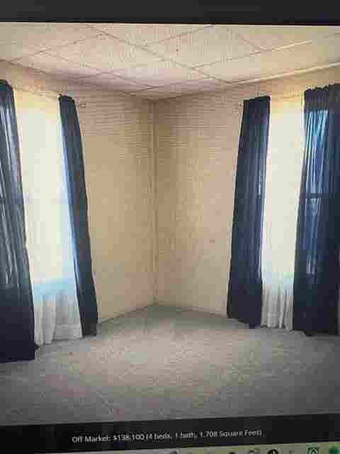 Room Available in House