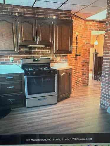 Room Available in House