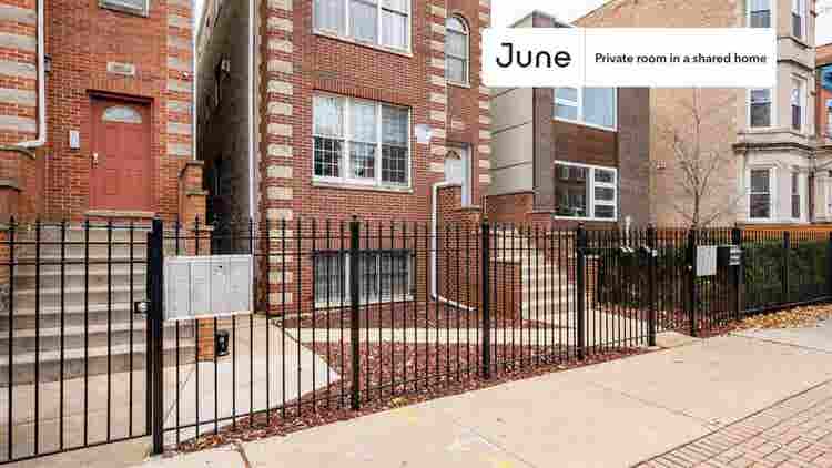 3 BR in Chicago
