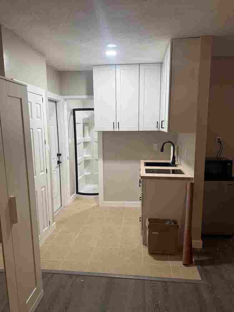 Newly renovated studio for rent