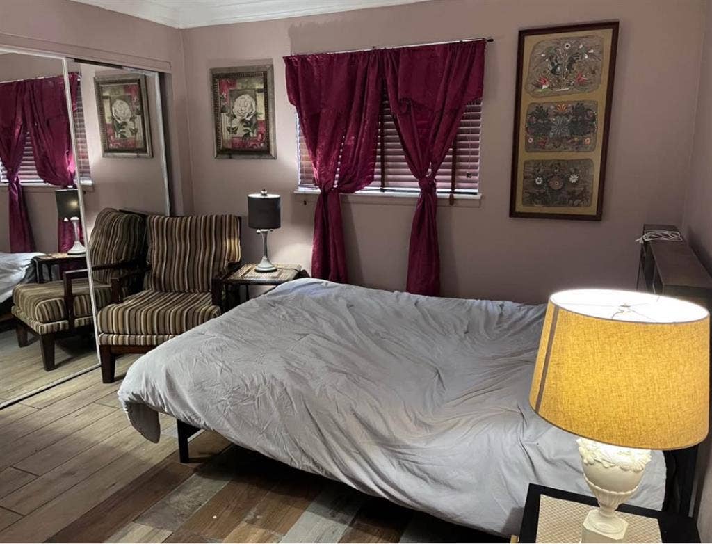 Nice room
