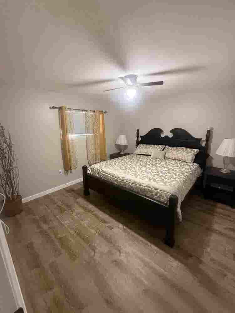 Room for rent New port Richey 